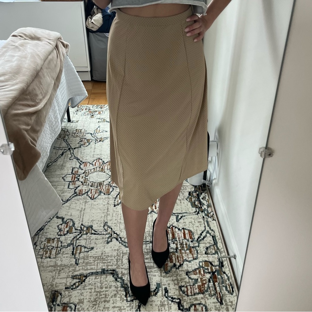 UNIQLO Flare Midi Skirt